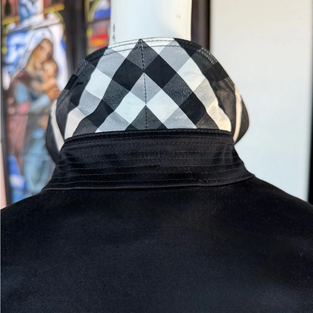 Burberry black Double-Breasted Trench Coat - Picture 8 of 13